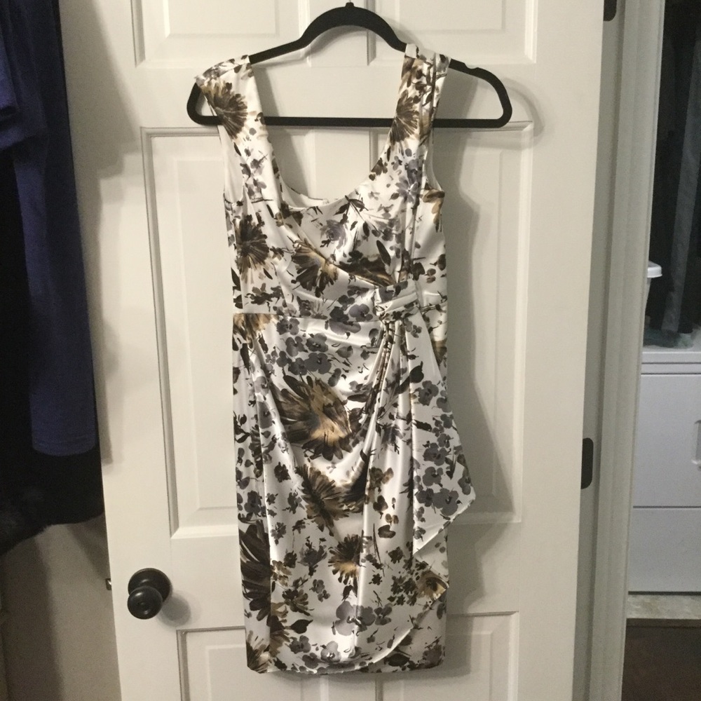 Satin cocktail dress.  White, silver, bronze. S4